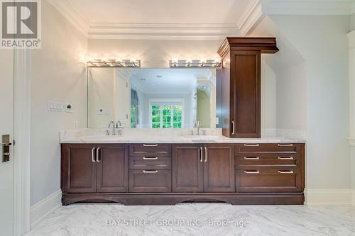 1031 Lakeshore Road W, Oakville, ON - Indoor Photo Showing Bathroom