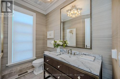 1207 Lakeshore Road W, Oakville, ON - Indoor Photo Showing Bathroom