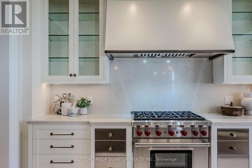 1207 Lakeshore Road W, Oakville, ON - Indoor Photo Showing Kitchen