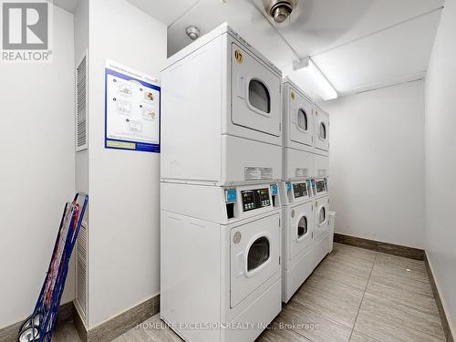 202 - 2 Glamorgan Avenue, Toronto, ON - Indoor Photo Showing Laundry Room