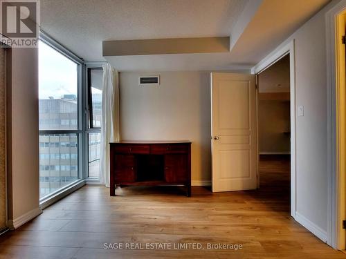 1505 - 801 Bay Street, Toronto, ON - Indoor Photo Showing Other Room