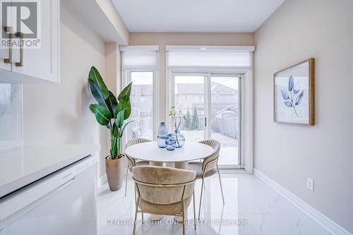 17 Venture Avenue, Richmond Hill, ON - Indoor Photo Showing Dining Room