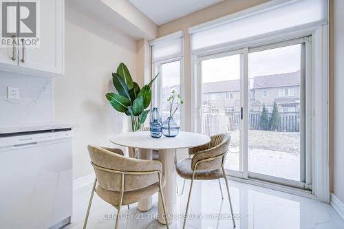 17 Venture Avenue, Richmond Hill, ON - Indoor Photo Showing Dining Room