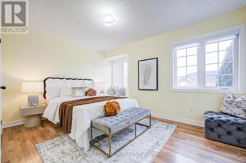 17 Venture Avenue, Richmond Hill, ON - Indoor Photo Showing Bedroom