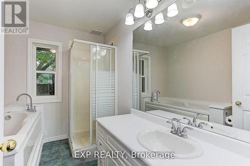 127 Lake Drive N, Georgina, ON - Indoor Photo Showing Bathroom