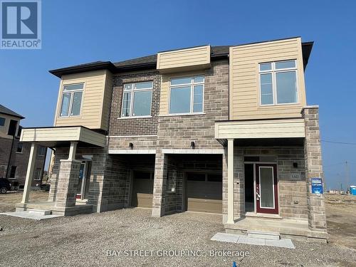 160 William Booth Avenue, Newmarket, ON - Outdoor With Facade