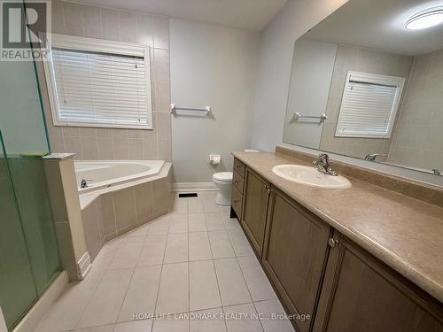 1268 Blencowe Crescent, Newmarket, ON - Indoor Photo Showing Bathroom