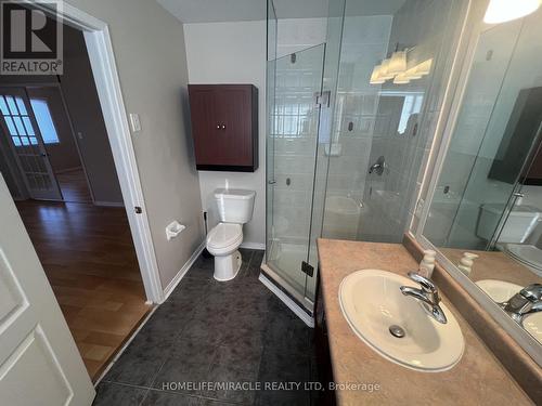 Upper - 32 Earlsbridge Boulevard, Brampton, ON - Indoor Photo Showing Bathroom