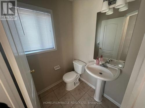 Upper - 32 Earlsbridge Boulevard, Brampton, ON - Indoor Photo Showing Bathroom