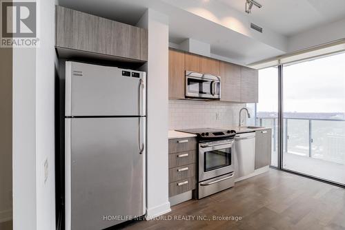 1805 - 1815 Yonge Street, Toronto, ON - Indoor Photo Showing Kitchen