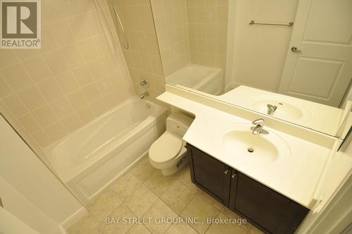 2001 - 90 Absolute Avenue, Mississauga, ON - Indoor Photo Showing Bathroom