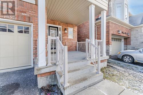 384 Michener Place S, Milton, ON - Outdoor