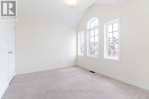 384 Michener Place S, Milton, ON - Indoor Photo Showing Other Room