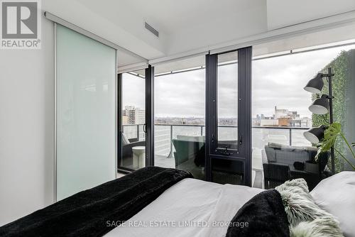 1106 - 185 Roehampton Avenue, Toronto, ON - Indoor Photo Showing Bedroom