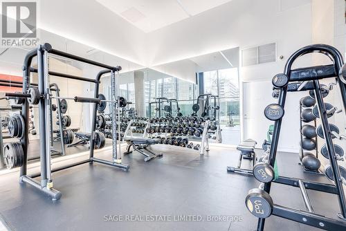 1106 - 185 Roehampton Avenue, Toronto, ON - Indoor Photo Showing Gym Room