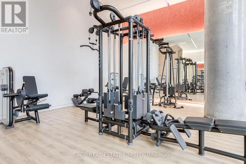 1106 - 185 Roehampton Avenue, Toronto, ON - Indoor Photo Showing Gym Room