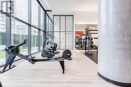 1106 - 185 Roehampton Avenue, Toronto, ON - Indoor Photo Showing Gym Room