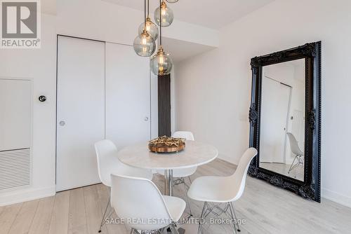 1106 - 185 Roehampton Avenue, Toronto, ON - Indoor Photo Showing Dining Room