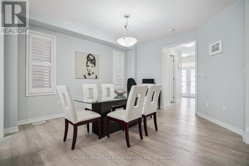 688 Kennedy Circle W, Milton (1026 - Cb Cobban), ON - Indoor Photo Showing Dining Room