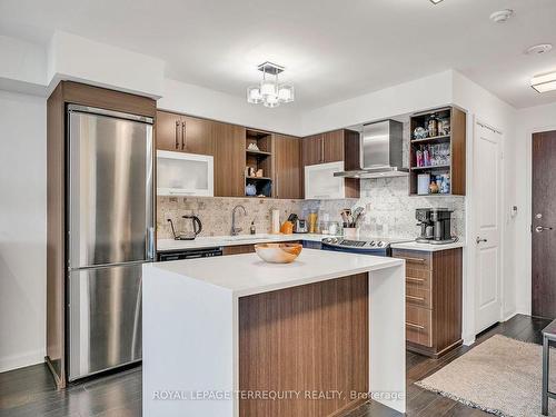 1407-1 Michael Power Pl, Toronto, ON - Indoor Photo Showing Kitchen With Stainless Steel Kitchen