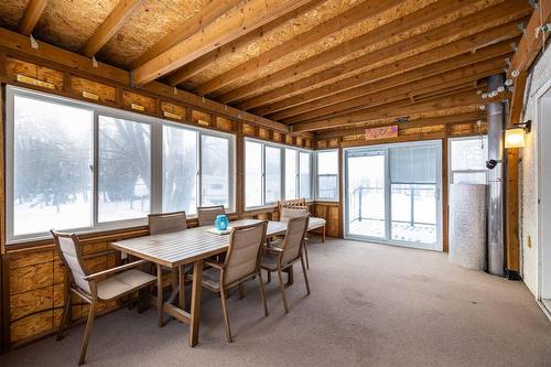 25 Queen Street, Springstein, MB - Indoor Photo Showing Dining Room