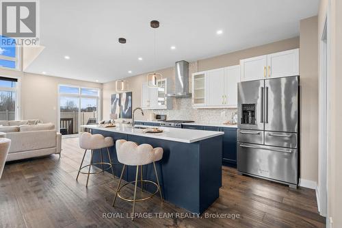 210 Taurus Place, Ottawa, ON - Indoor Photo Showing Kitchen With Stainless Steel Kitchen With Upgraded Kitchen