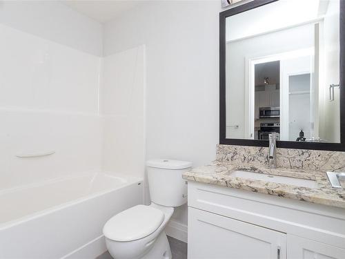 113-1145 Sikorsky Rd, Langford, BC - Indoor Photo Showing Bathroom