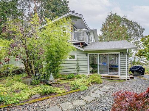 755 Towner Park Rd, North Saanich, BC 