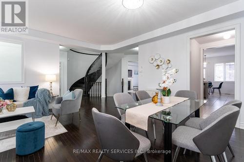 5452 Meadowcrest Avenue, Mississauga, ON - Indoor Photo Showing Dining Room