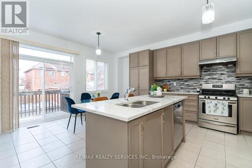 5452 Meadowcrest Avenue, Mississauga, ON - Indoor Photo Showing Kitchen With Double Sink