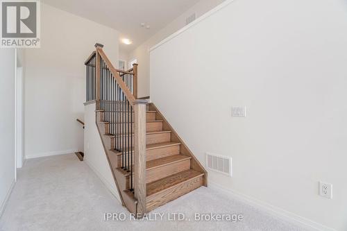 13 Rustic Oak Trail, North Dumfries, ON - Indoor Photo Showing Other Room