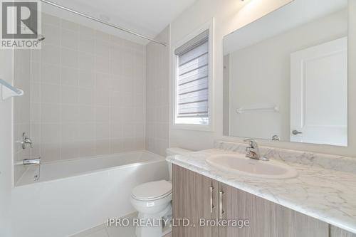 13 Rustic Oak Trail, North Dumfries, ON - Indoor Photo Showing Bathroom