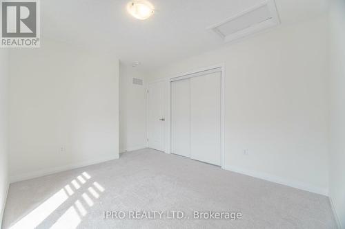 13 Rustic Oak Trail, North Dumfries, ON - Indoor Photo Showing Other Room