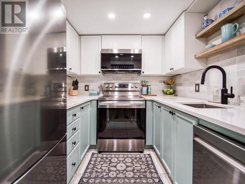 2113 - 8 Park Road, Toronto, ON - Indoor Photo Showing Kitchen With Stainless Steel Kitchen With Upgraded Kitchen