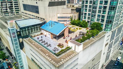 2113 - 8 Park Road, Toronto, ON - Outdoor