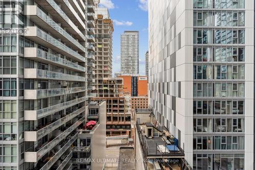 1115 - 88 Blue Jays Way, Toronto, ON - Outdoor With Facade