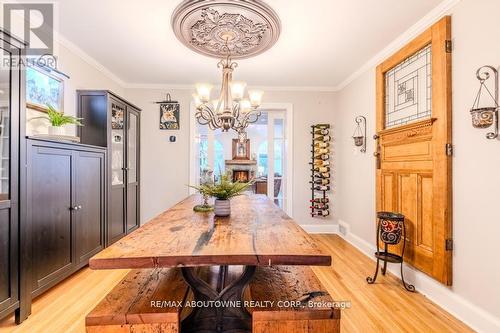 106 Elliott Street, Brampton, ON - Indoor Photo Showing Dining Room