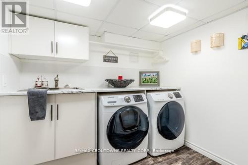 106 Elliott Street, Brampton, ON - Indoor Photo Showing Laundry Room