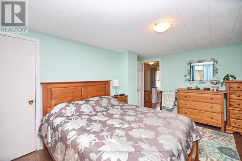 1435 Station Street, Pelham (662 - Fonthill), ON - Indoor Photo Showing Bedroom