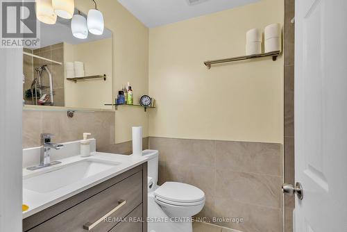 44 - 46 Cedarwoods Crescent, Kitchener, ON - Indoor Photo Showing Bathroom