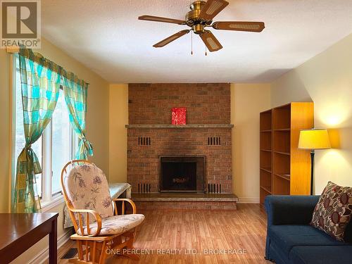 958 Chancery Street, Kingston (North Of Taylor-Kidd Blvd), ON - Indoor Photo Showing Living Room With Fireplace