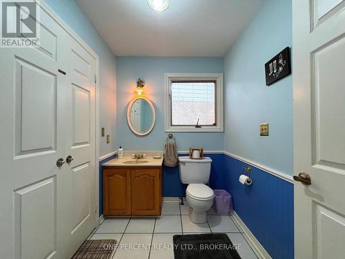 958 Chancery Street, Kingston (North Of Taylor-Kidd Blvd), ON - Indoor Photo Showing Bathroom