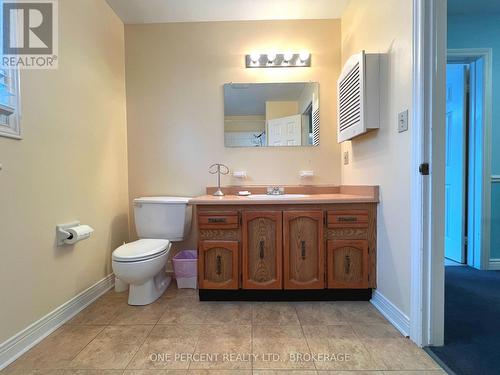 958 Chancery Street, Kingston (North Of Taylor-Kidd Blvd), ON - Indoor Photo Showing Bathroom