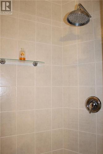 1830 Yorkshire Drive, Val Caron, ON - Indoor Photo Showing Bathroom