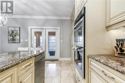 814 Arnold Street, Greater Sudbury, ON - Indoor Photo Showing Kitchen With Upgraded Kitchen