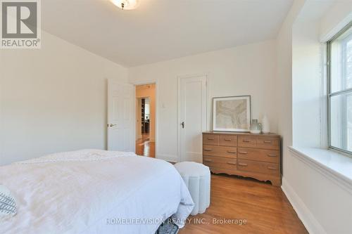 127 Randolph Road, Toronto, ON - Indoor Photo Showing Bedroom