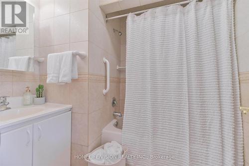 127 Randolph Road, Toronto, ON - Indoor Photo Showing Bathroom