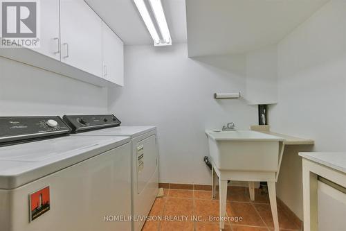 127 Randolph Road, Toronto, ON - Indoor Photo Showing Laundry Room