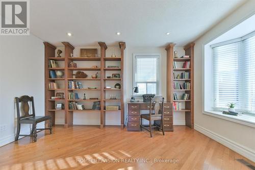 127 Randolph Road, Toronto, ON - Indoor Photo Showing Office