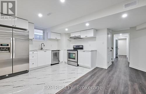 13 Knowles Street, Ajax, ON - Indoor Photo Showing Kitchen